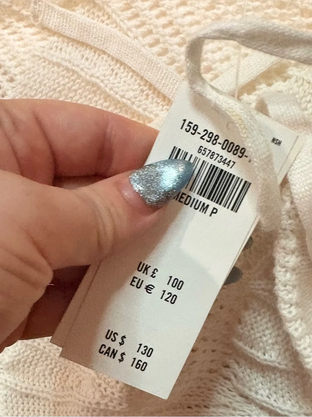 Abercrombie & Fitch lightweight crochet